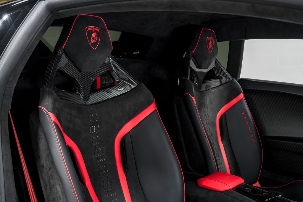 2024 Lamborghini Huracan Tecnica, 9/10