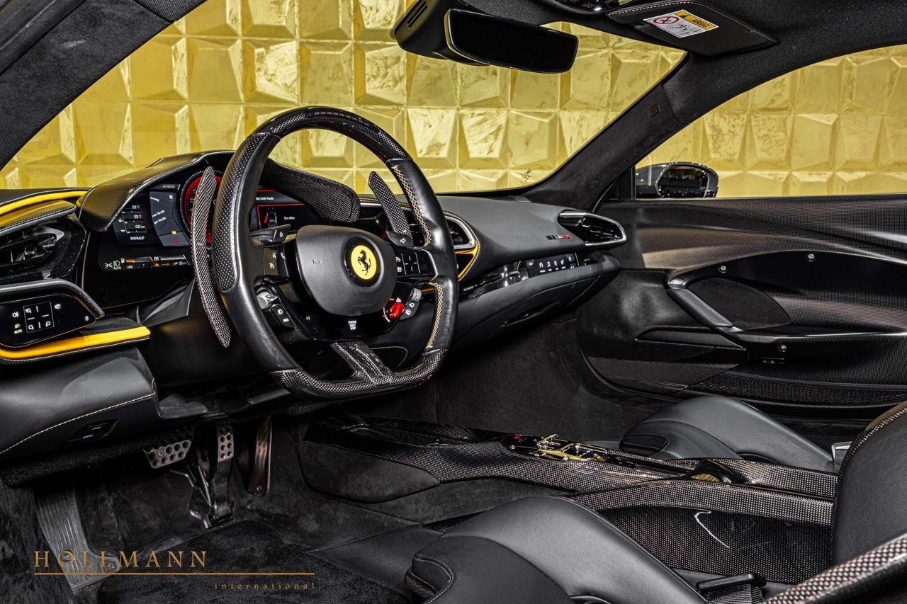 Ferrari 296 GTB, 4/6