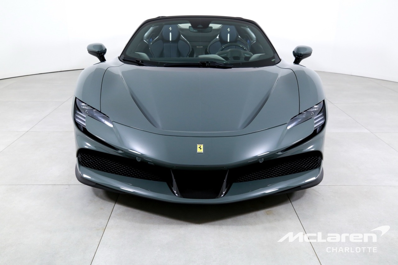 2024 Ferrari SF90 Spider, 2/9
