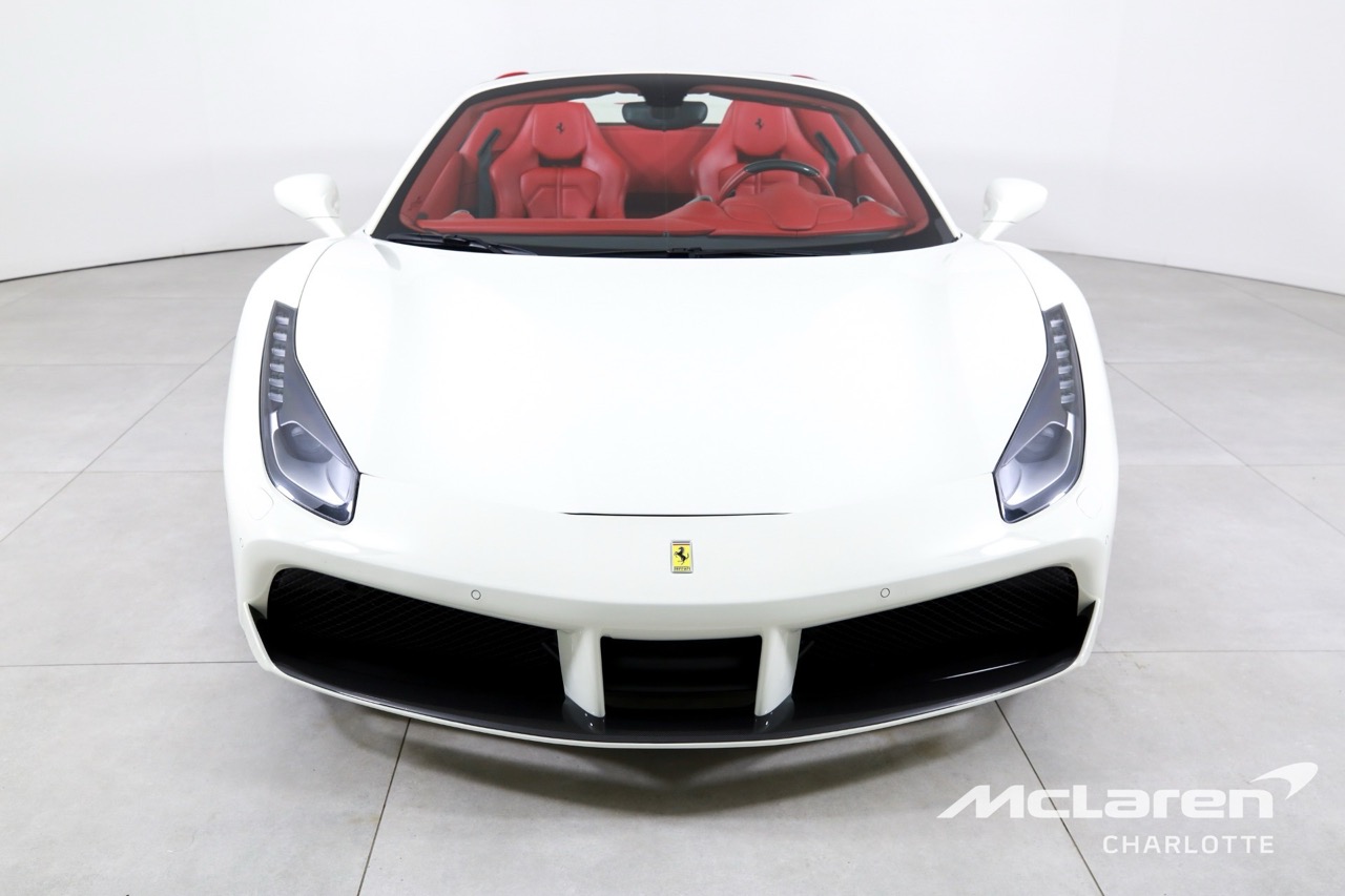 2018 Ferrari 488 Spider, 2/7