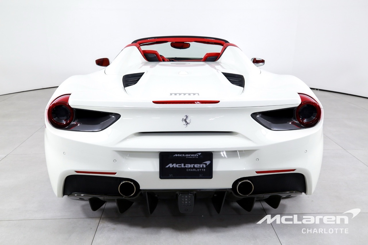 2018 Ferrari 488 Spider, 3/7