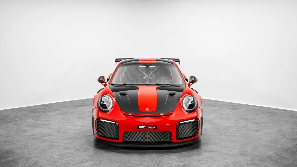 2018 Porsche 911 GT2 RS, 2/8