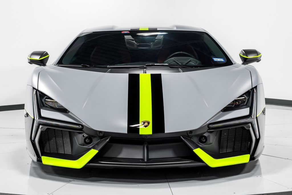 2024 Lamborghini Revuelto, 2/7