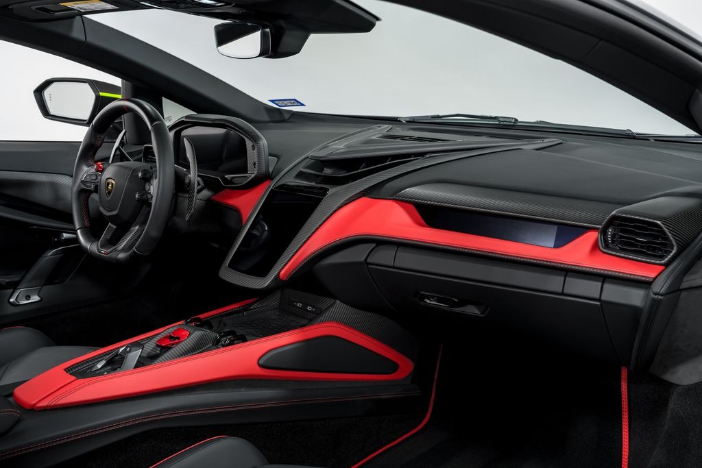 2024 Lamborghini Revuelto, 6/7