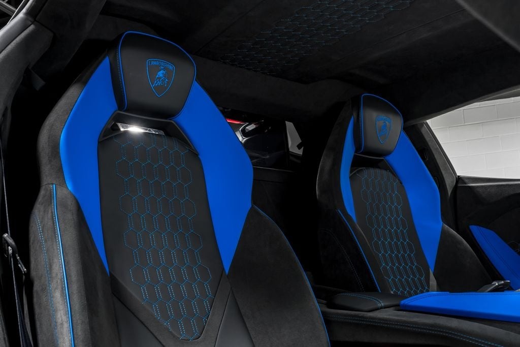 2025 Lamborghini Revuelto, 7/7