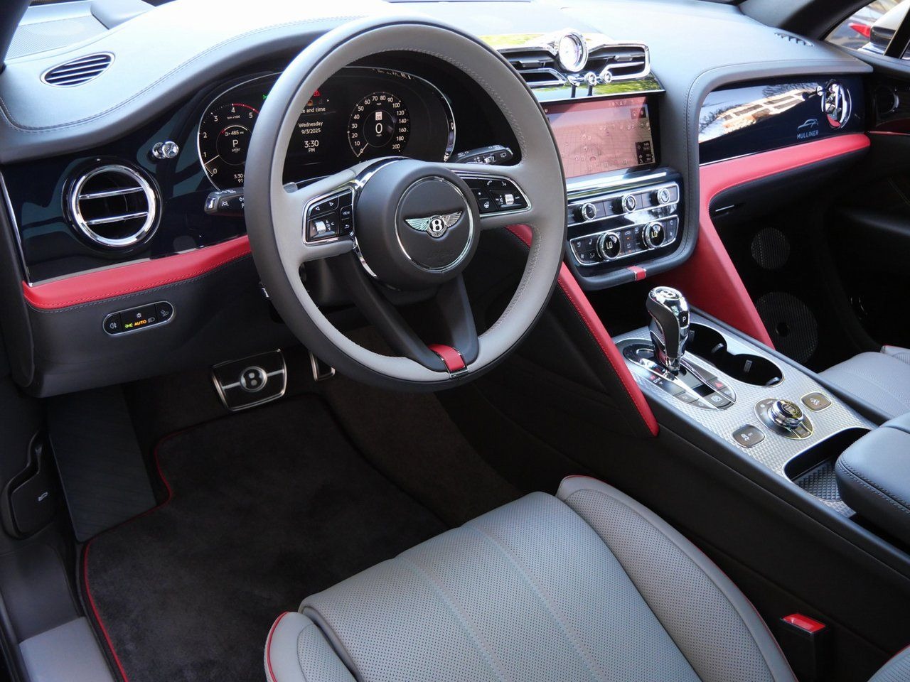 2025 Bentley Bentayga EWB Mulliner SUV, 6/8