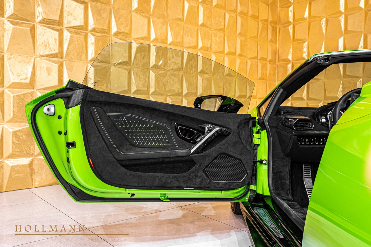 2026 Lamborghini Huracán Performante Spyder, 5/7