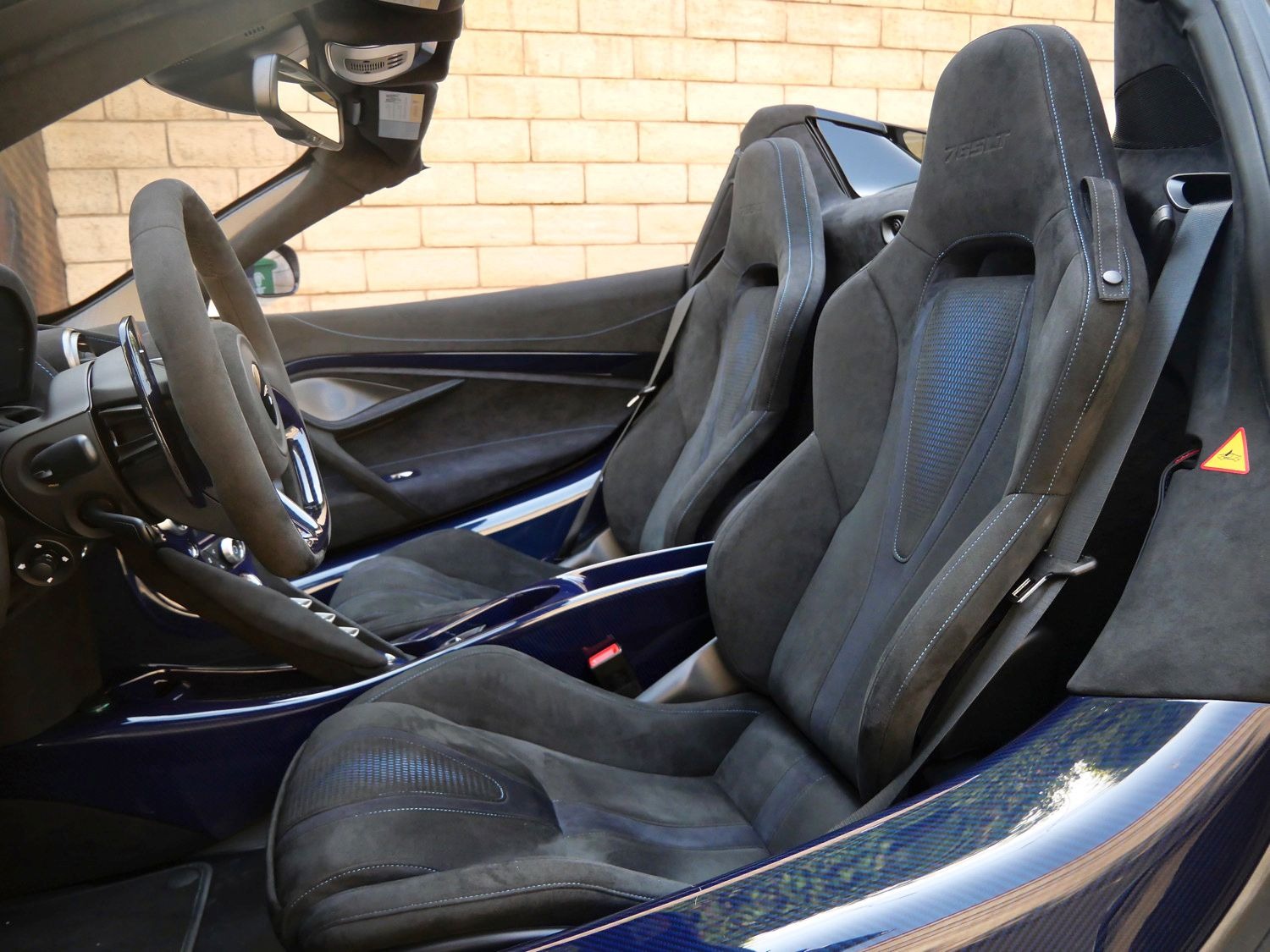 2022 McLaren 765LT Spider, 6/8