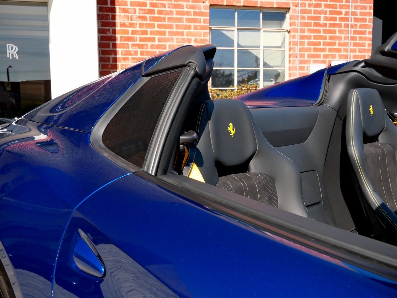 2023 Ferrari 812 GTS Convertible, 3/9