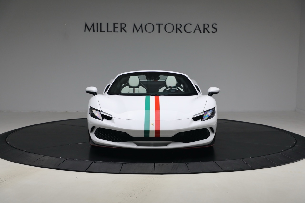 2025 Ferrari 296 GTS, 2/7