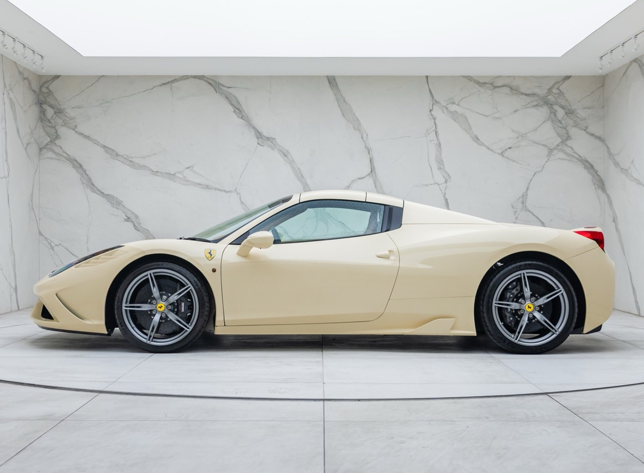 2015 Ferrari 458 Speciale Aperta