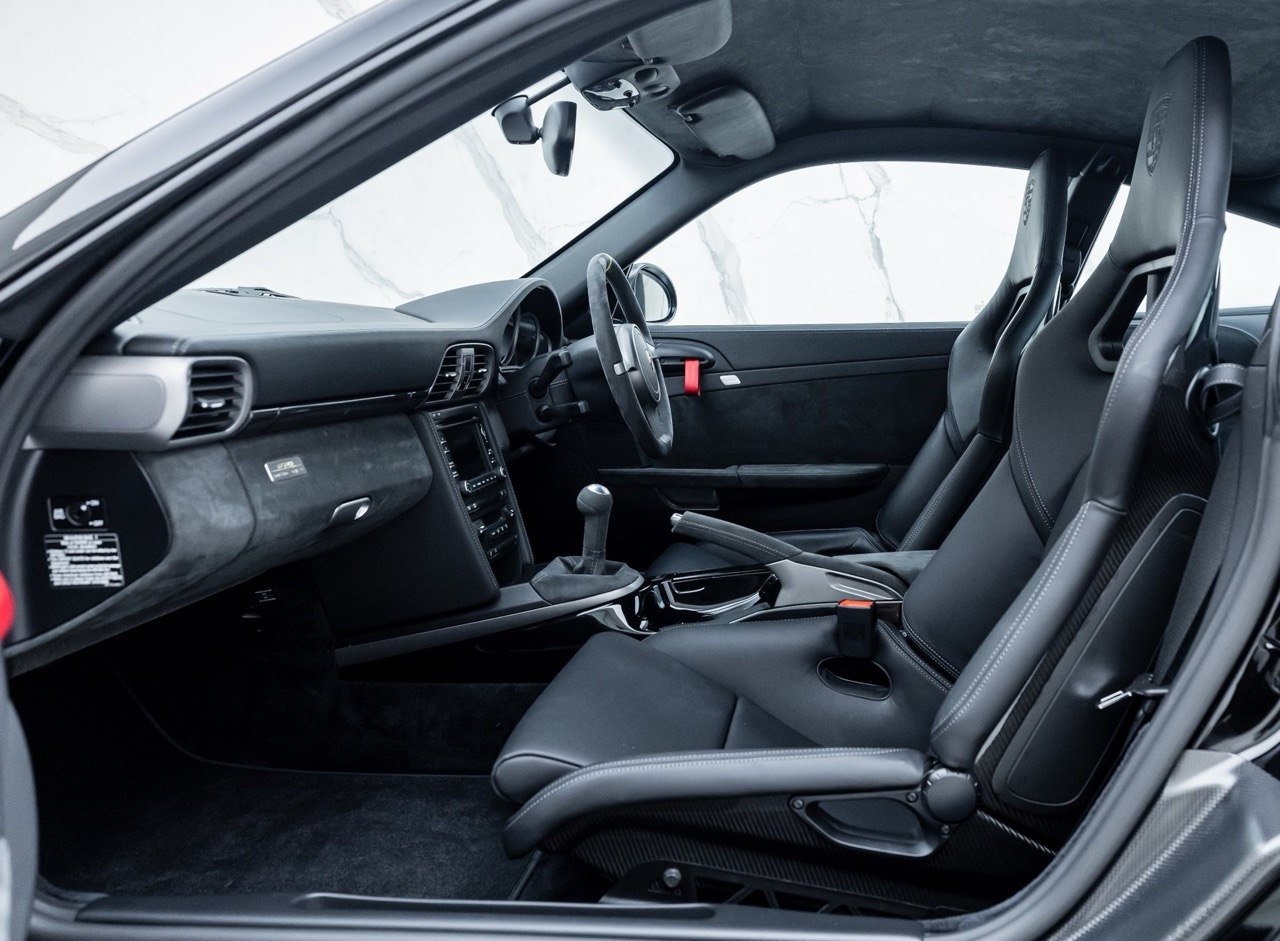 2010 Porsche 911 GT2 RS 997, 5/7