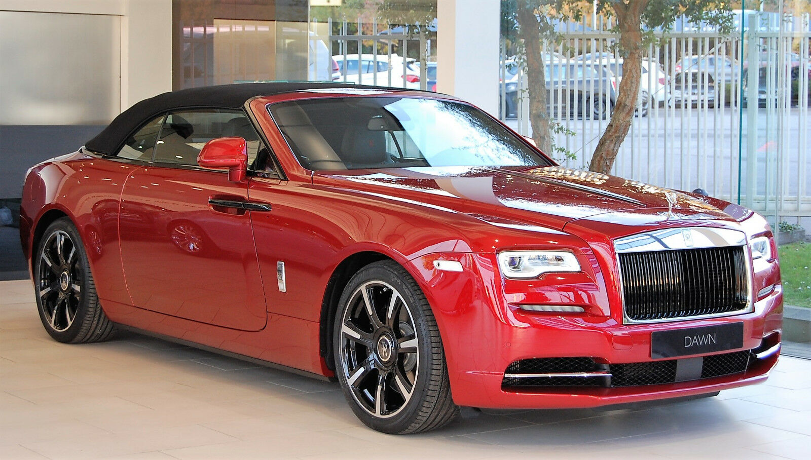 2019 Rolls-Royce Dawn, 2/15