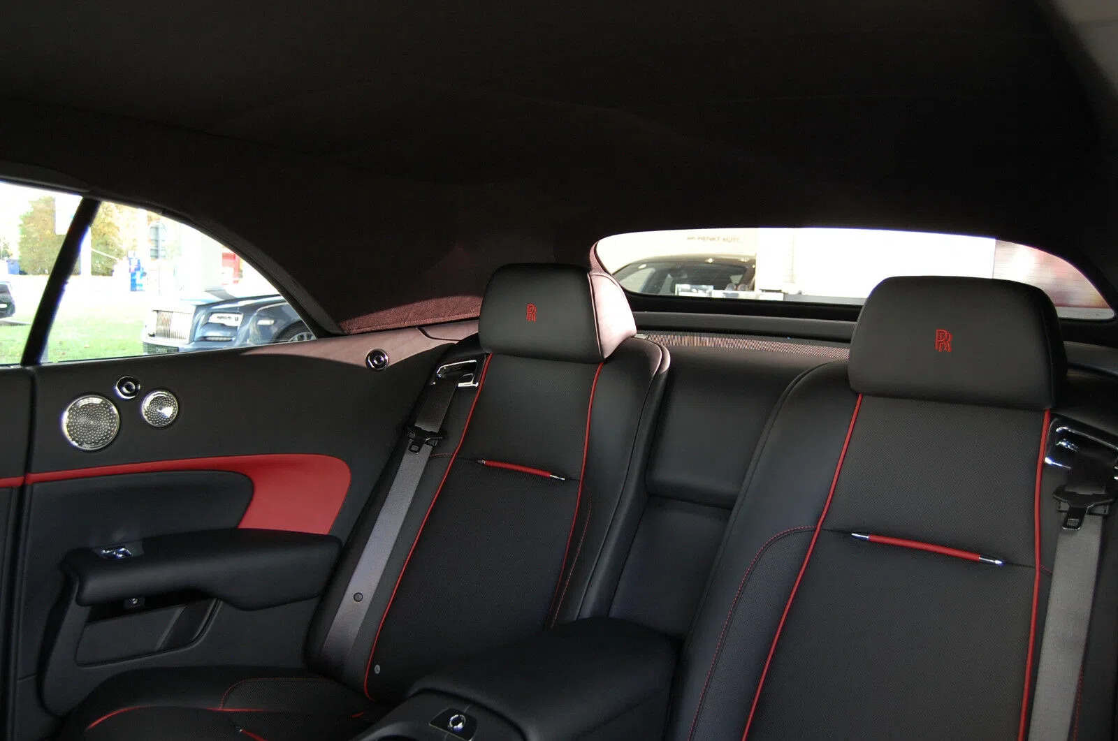 2019 Rolls-Royce Dawn interior, seats, Vollleder, Schwarz