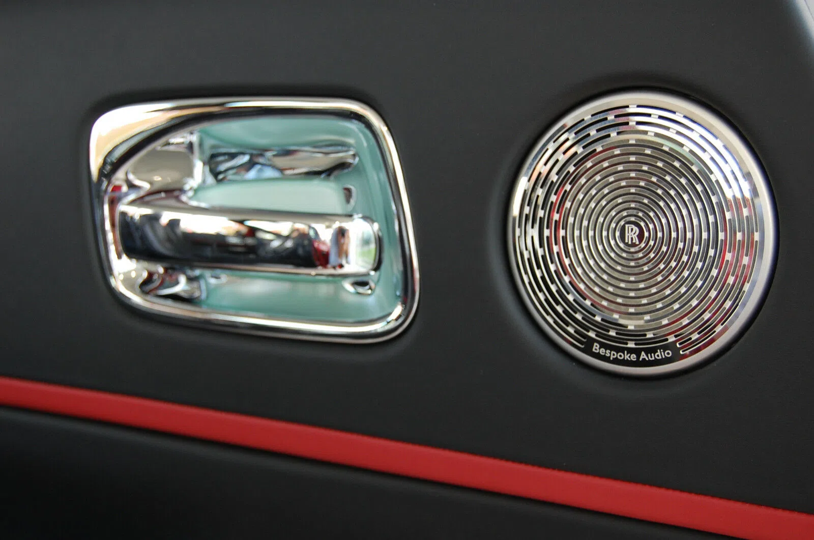 2019 Rolls-Royce Dawn interior, door panel, Vollleder, Schwarz