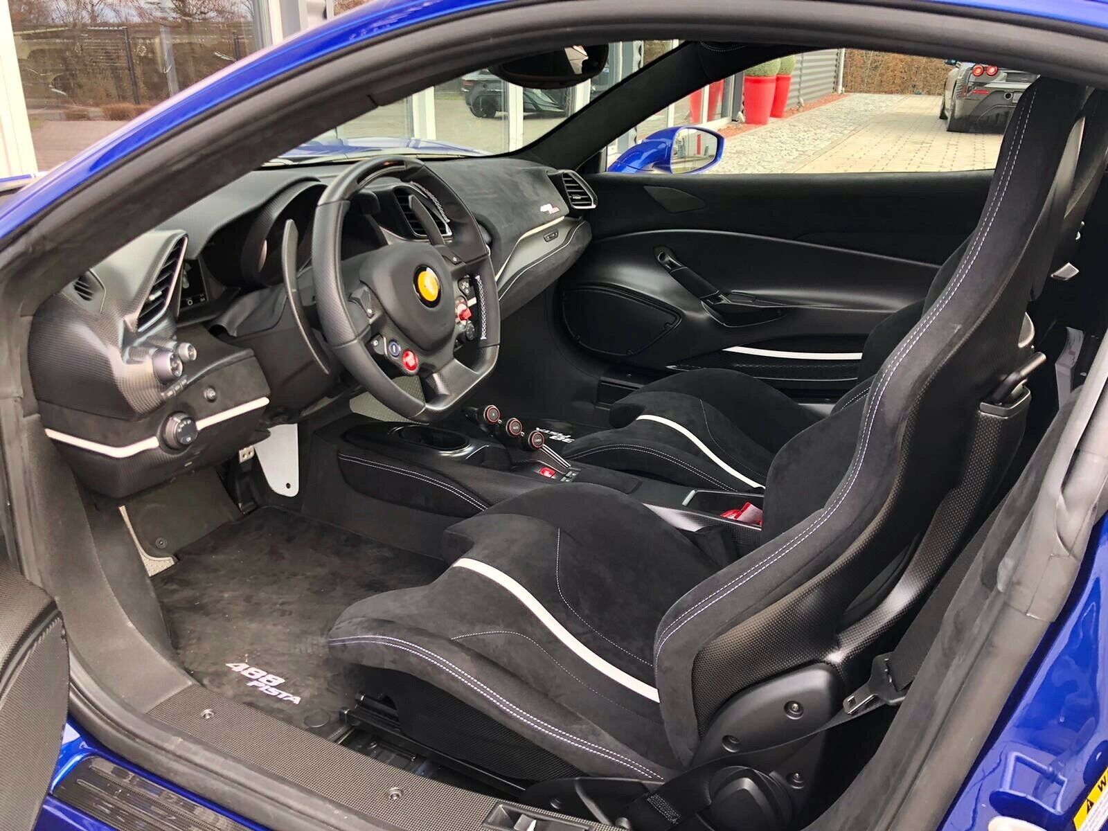 2019 Ferrari 488 Pista, 2/20