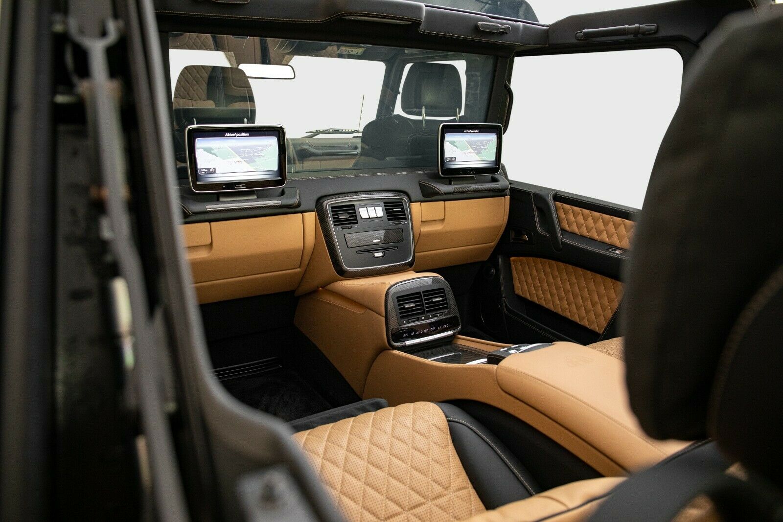 2018 Mercedes-Maybach G650 Landaulet - 1 of 99, 3/15