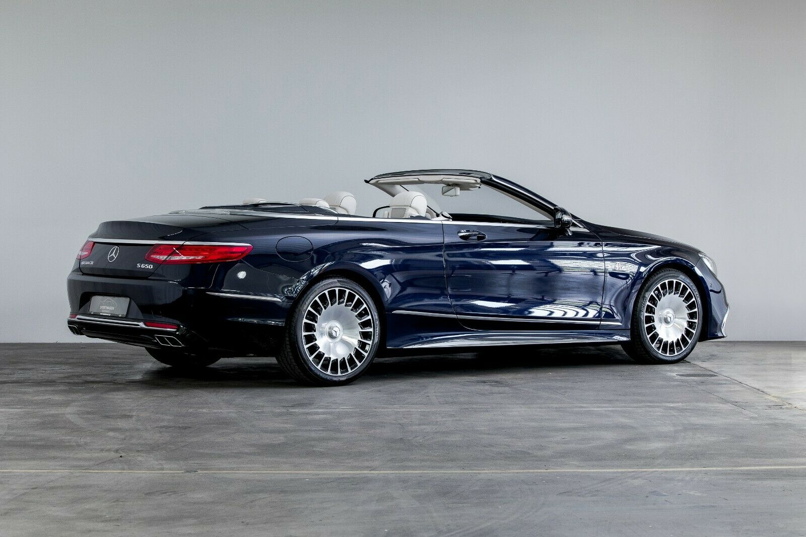 2018 Mercedes-Maybach S 650 Cabriolet 1 of 300, 8/15