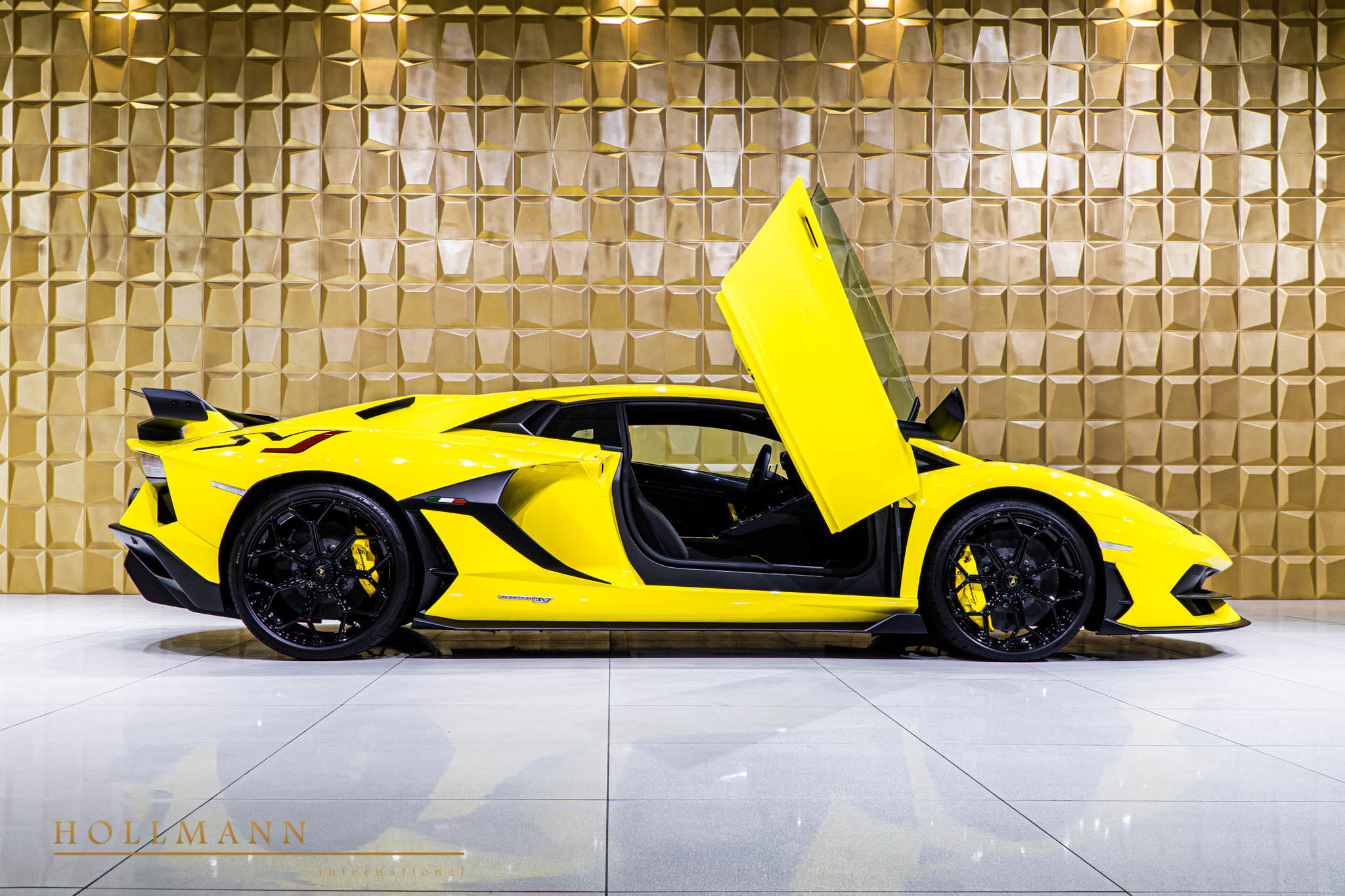 2020 Lamborghini Aventador SVJ