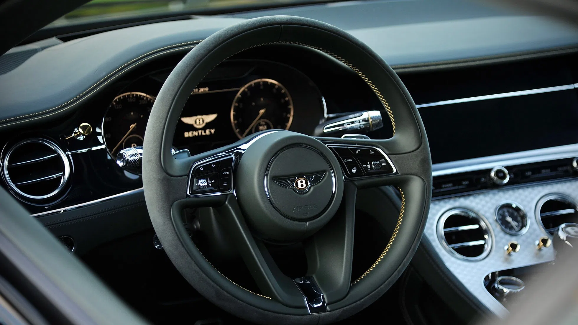 2019 Bentley Continental GT "Number 9" interior, Green