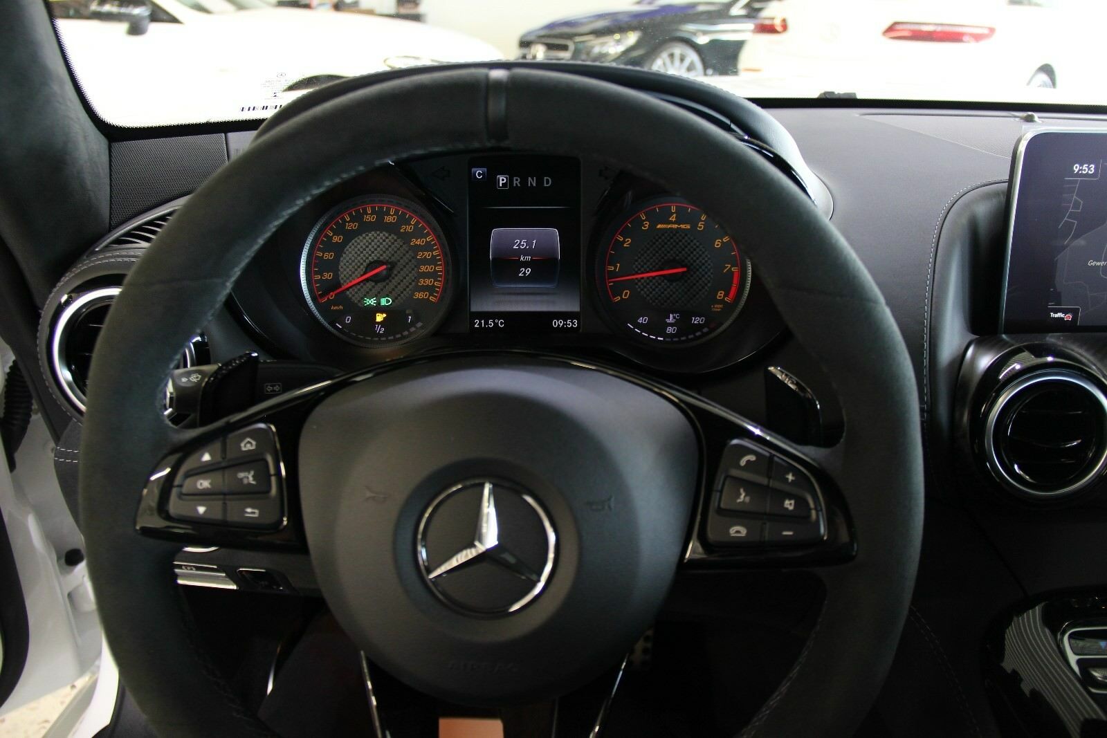 2017 Mercedes-Benz AMG GT R DIAMOND, 13/18