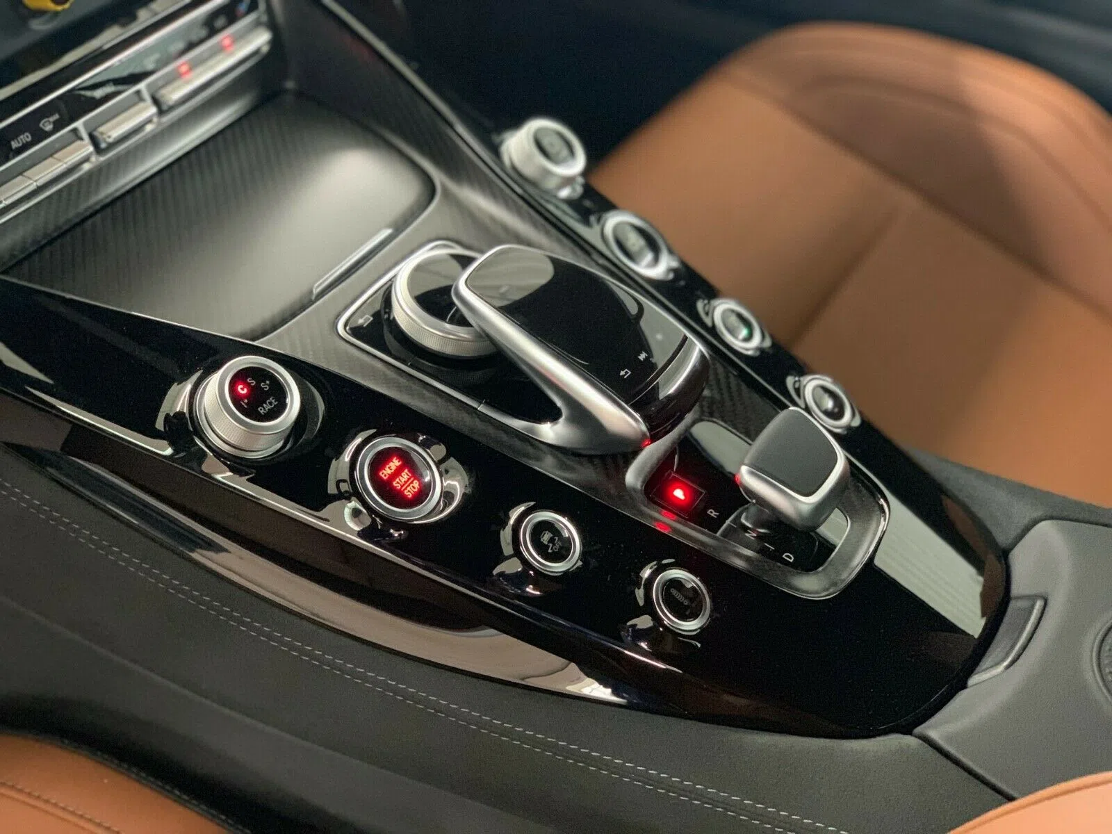 2017 Mercedes-Benz AMG GT R DIAMOND interior, center console, Brown