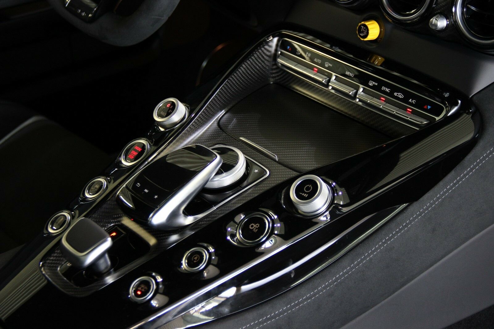 2017 Mercedes-Benz AMG GT R DIAMOND, 15/18