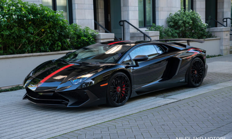 2017 Lamborghini Aventador SVJ