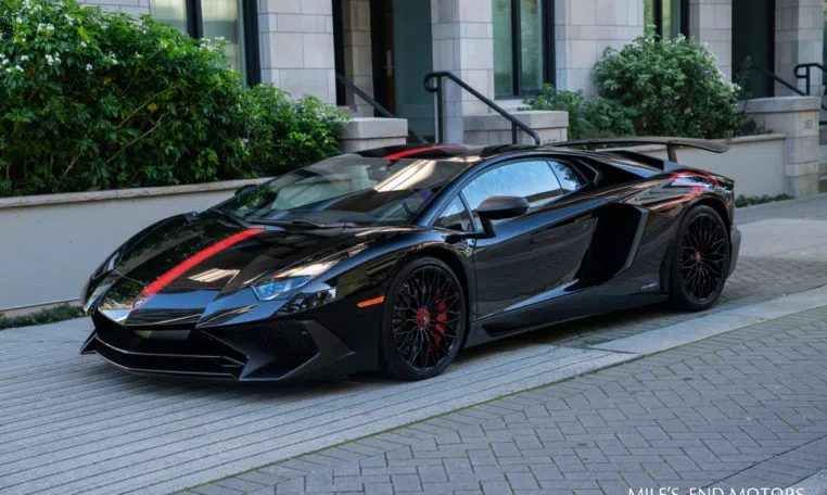 2017 Lamborghini Aventador SVJ