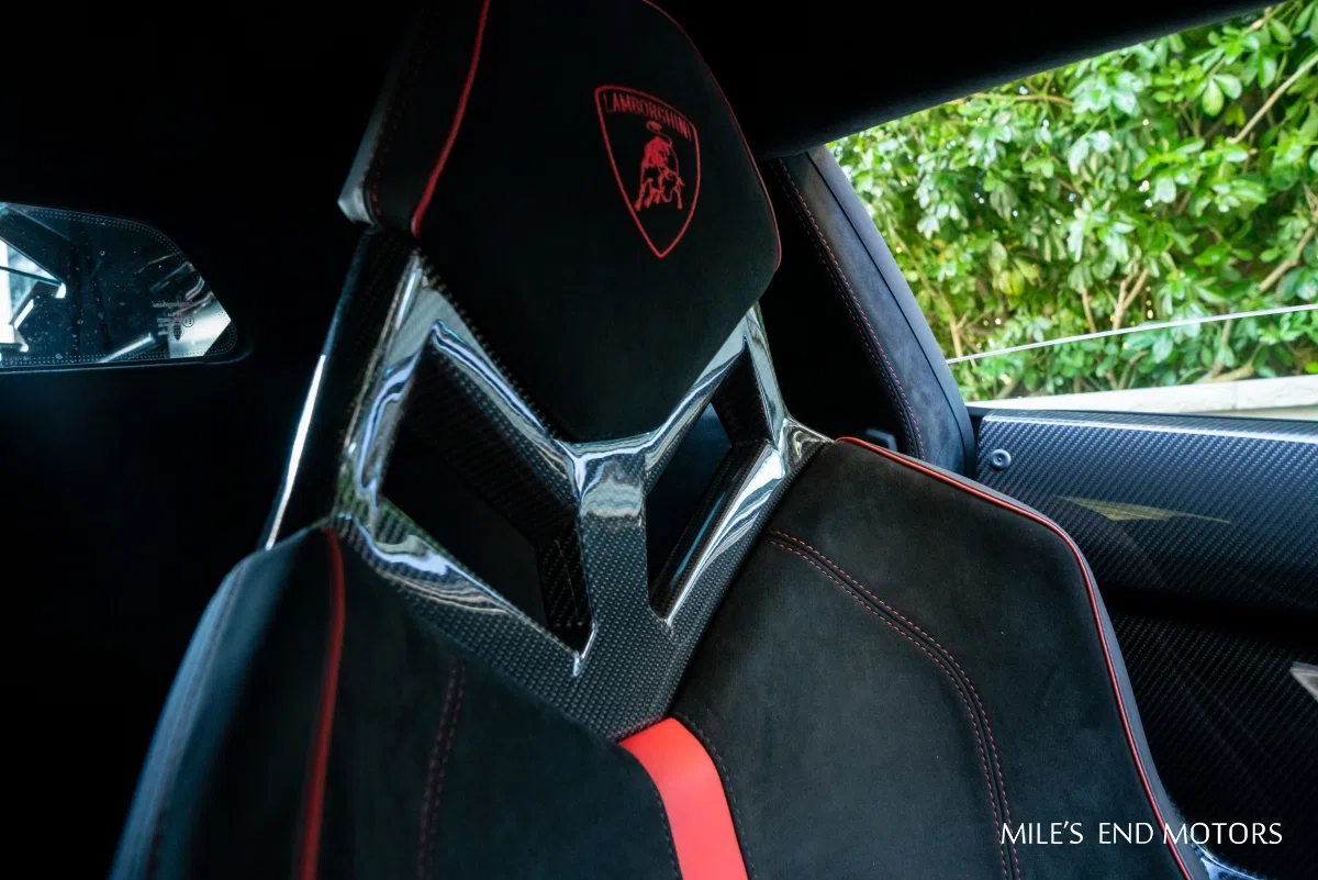 2017 Lamborghini Aventador SVJ interior, seats, Black