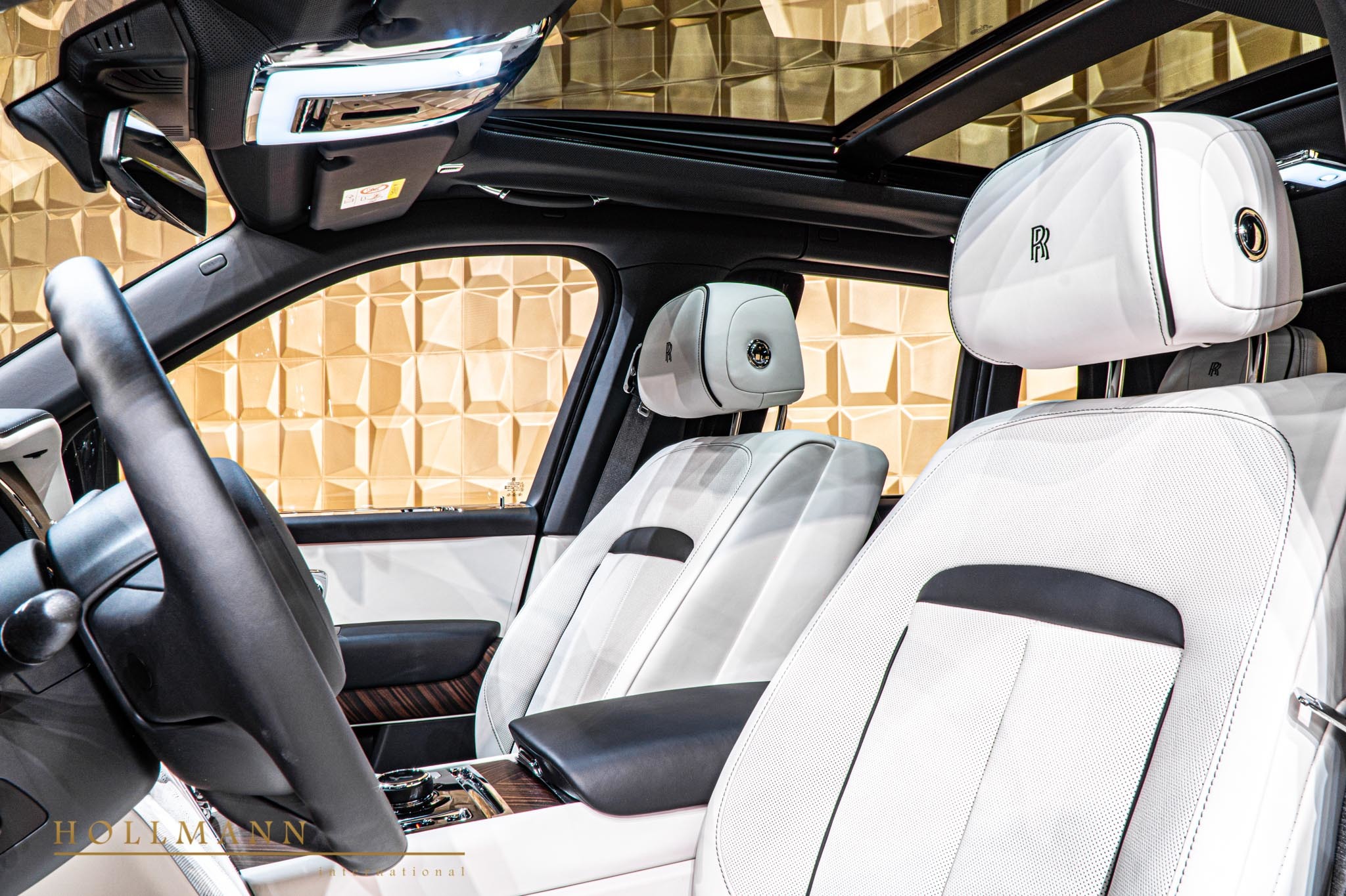 2020 Mansory Cullinan, 26/28