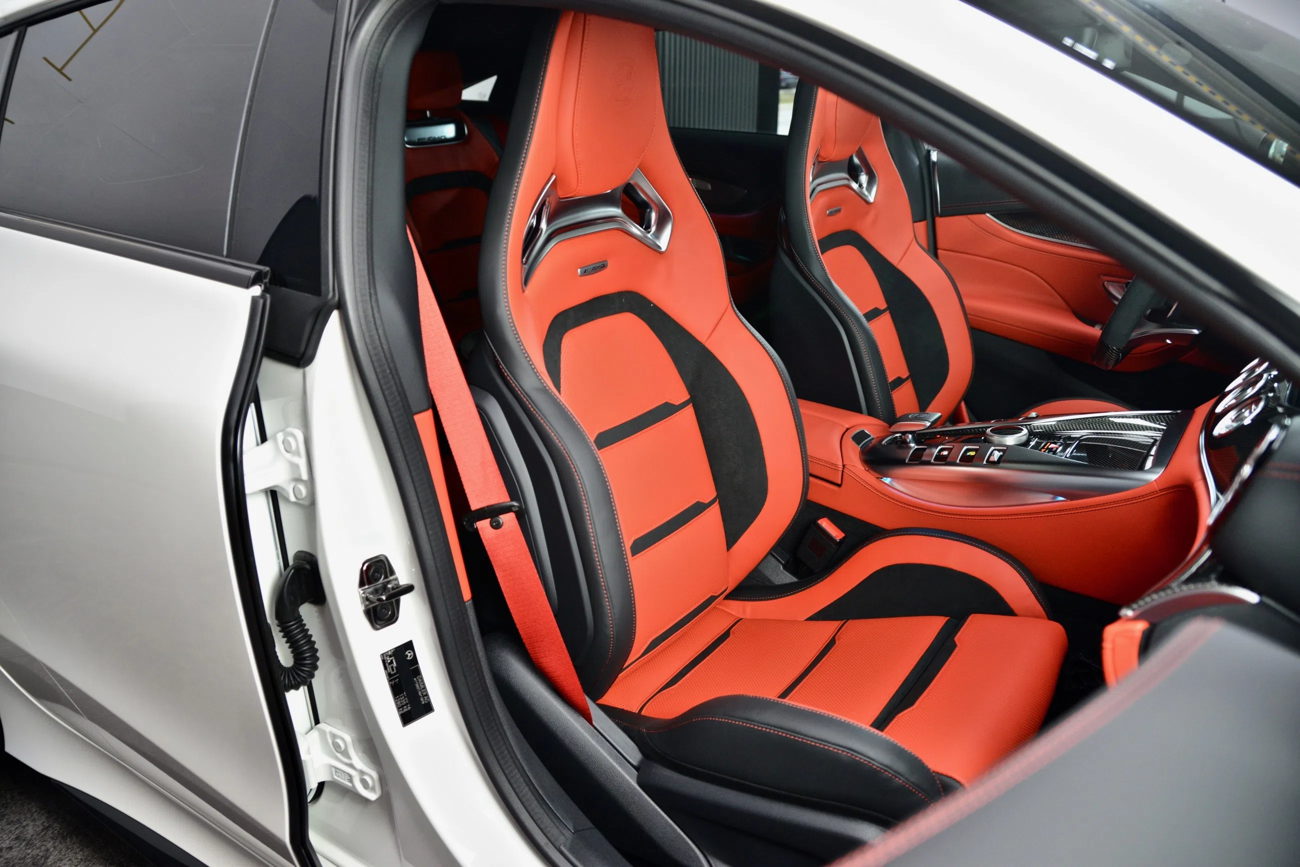 2020 Mercedes-Benz AMG GT 63 S 4MATIC interior, seats, Black | Red