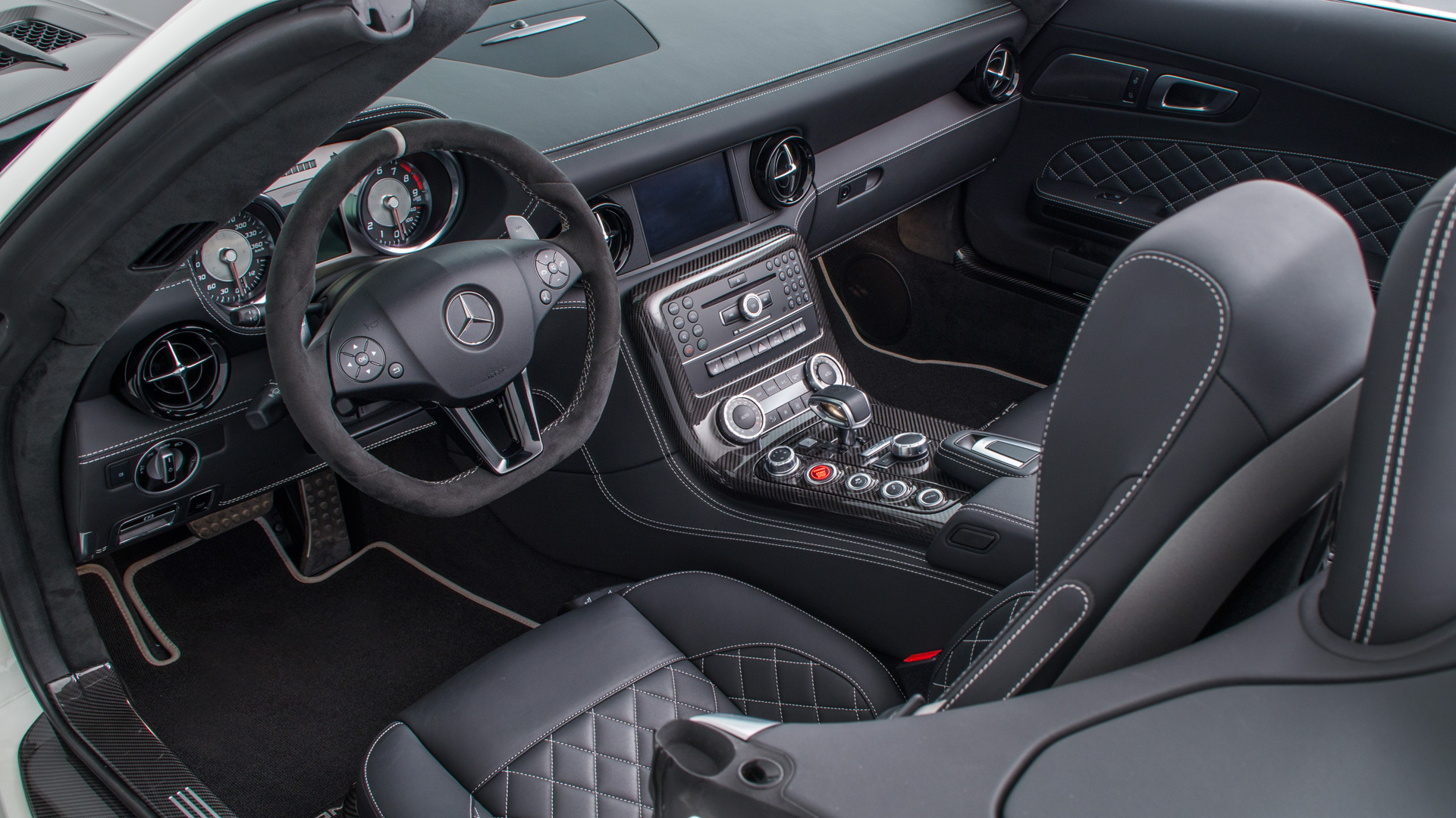 2014 MERCEDES-BENZ SLS AMG GT FINAL EDITION ROADSTER, 3/14