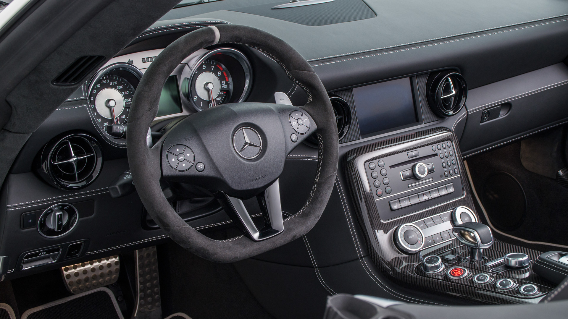 2014 MERCEDES-BENZ SLS AMG GT FINAL EDITION ROADSTER, 4/14