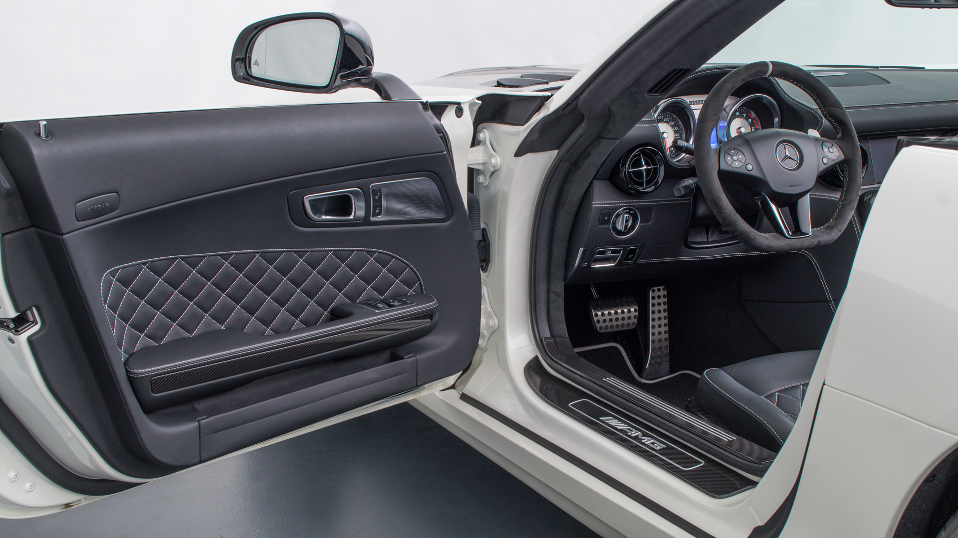 2014 MERCEDES-BENZ SLS AMG GT FINAL EDITION ROADSTER, 11/14