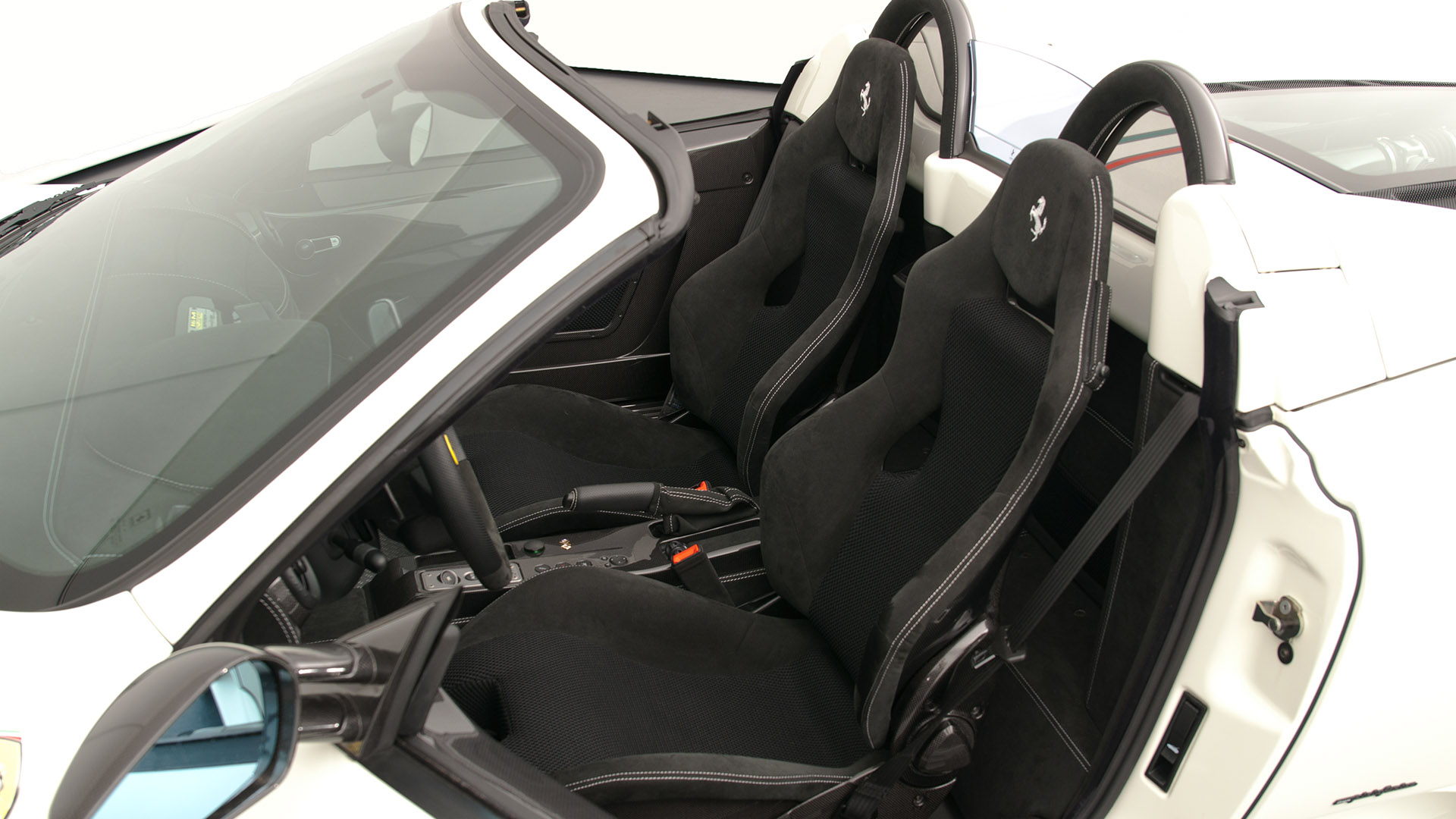 2009 FERRARI SCUDERIA SPIDER 16M, 4/18