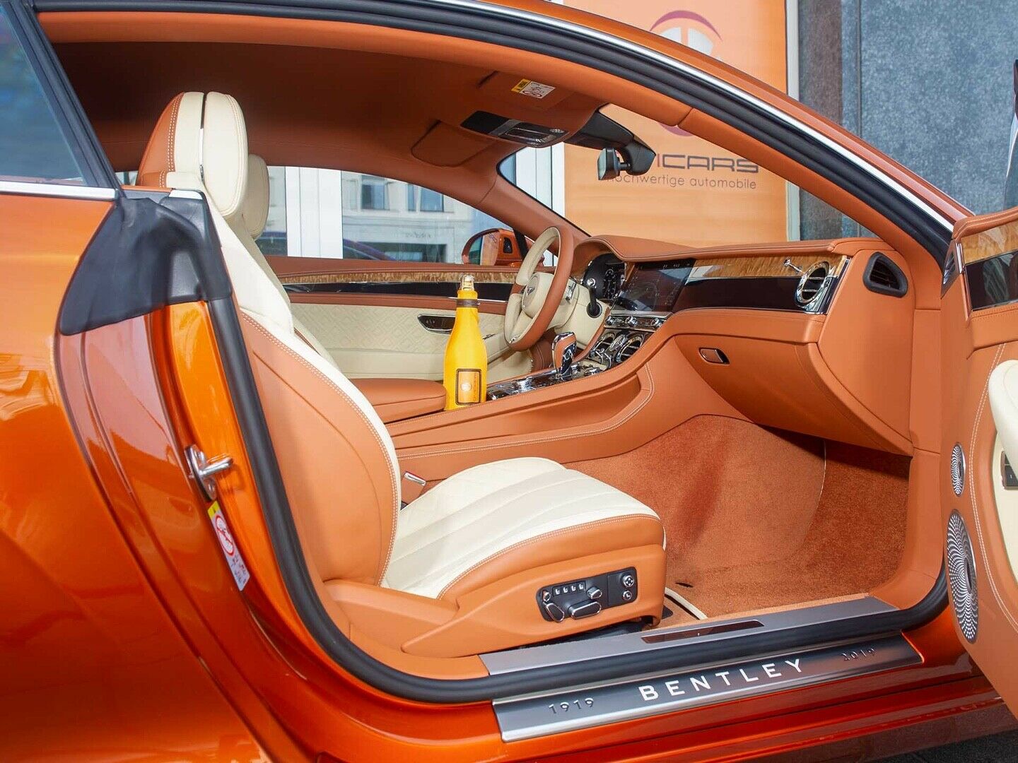 2020 Bentley GT V8 V8 2020 Mulliner DriveSpec 22, 3/19