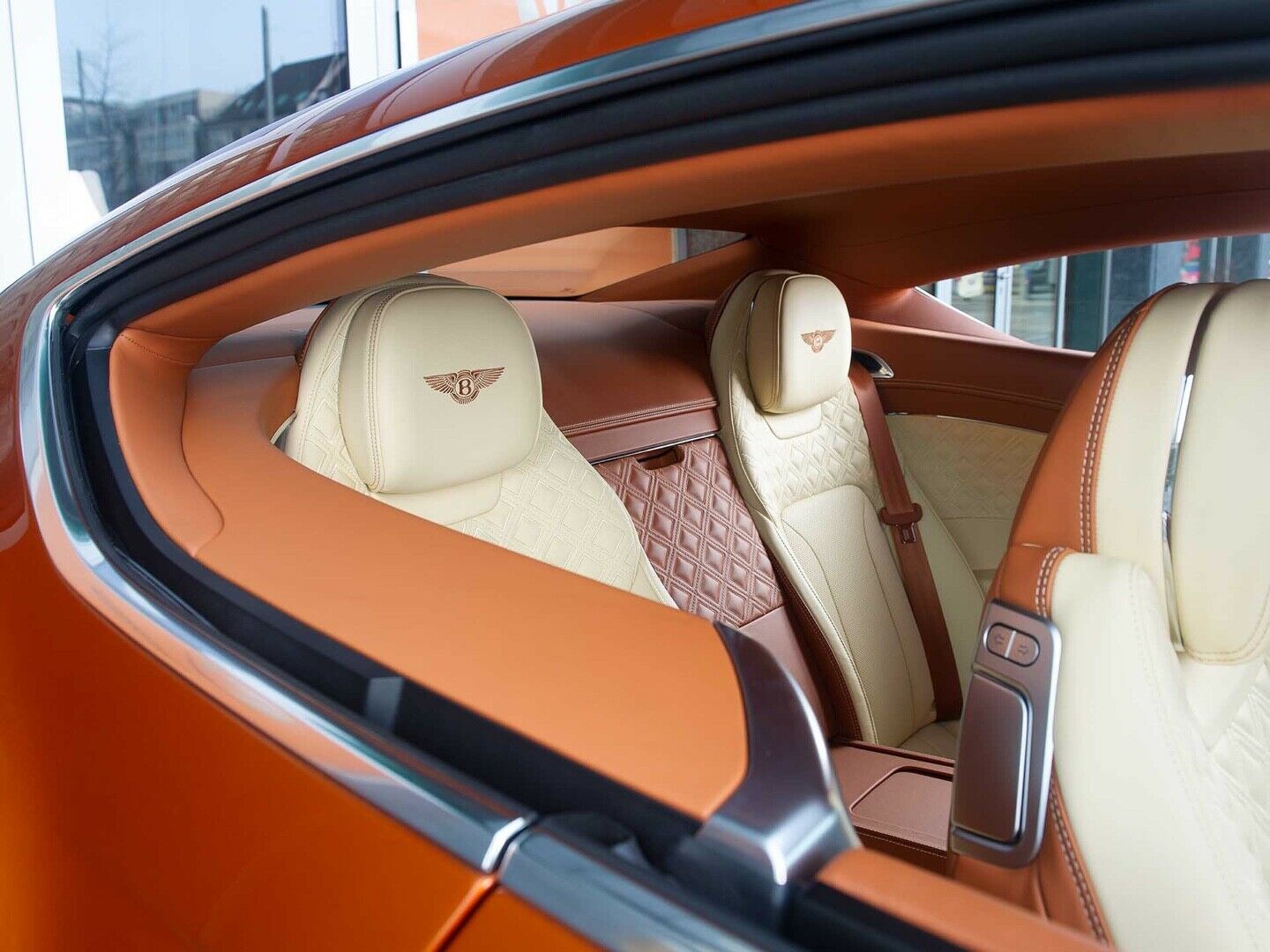 2020 Bentley GT V8 V8 2020 Mulliner DriveSpec 22, 19/19
