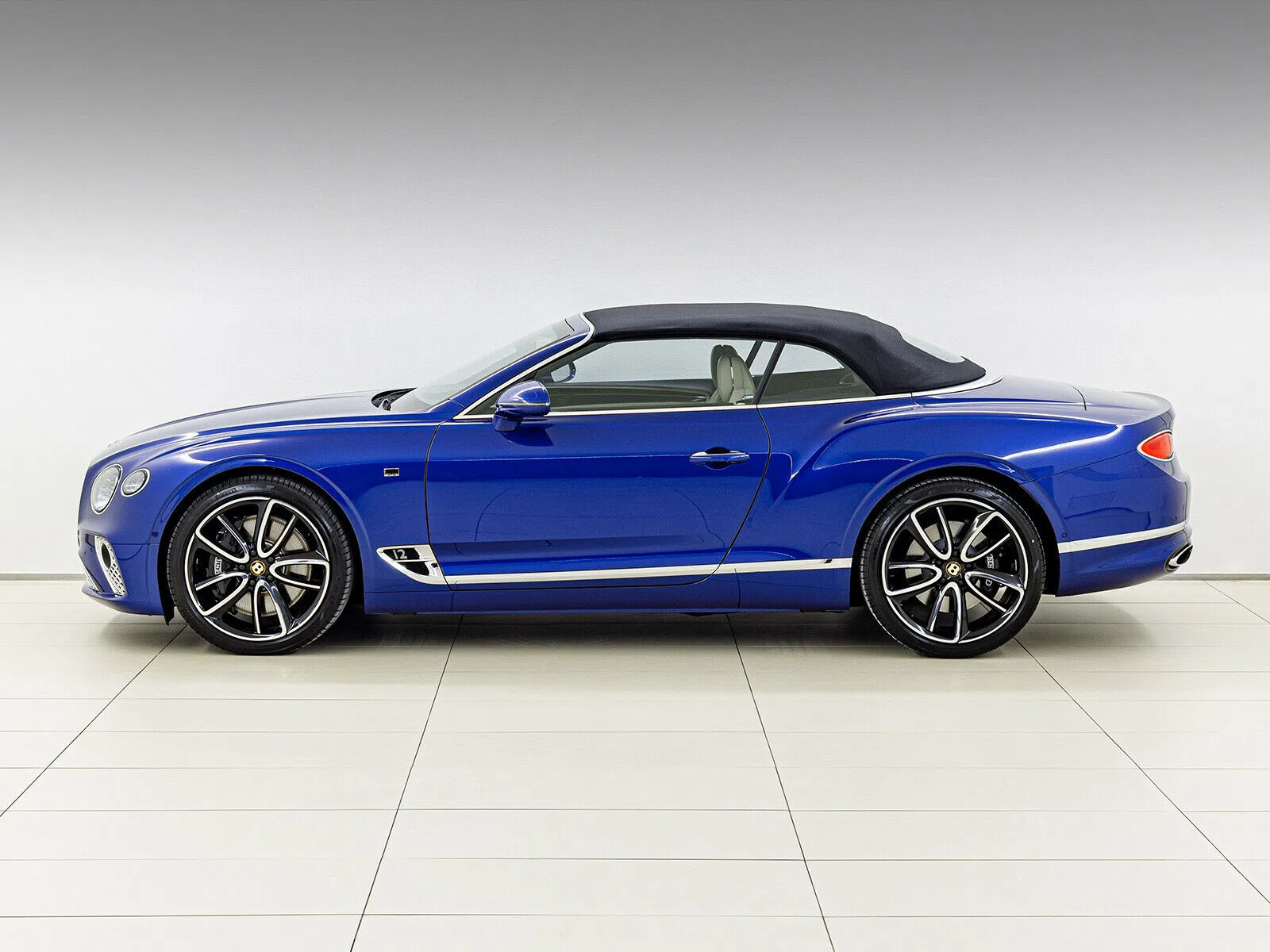 2020 Bentley Continental GTC W12 FIRST EDITION BENTLEY, 6/18