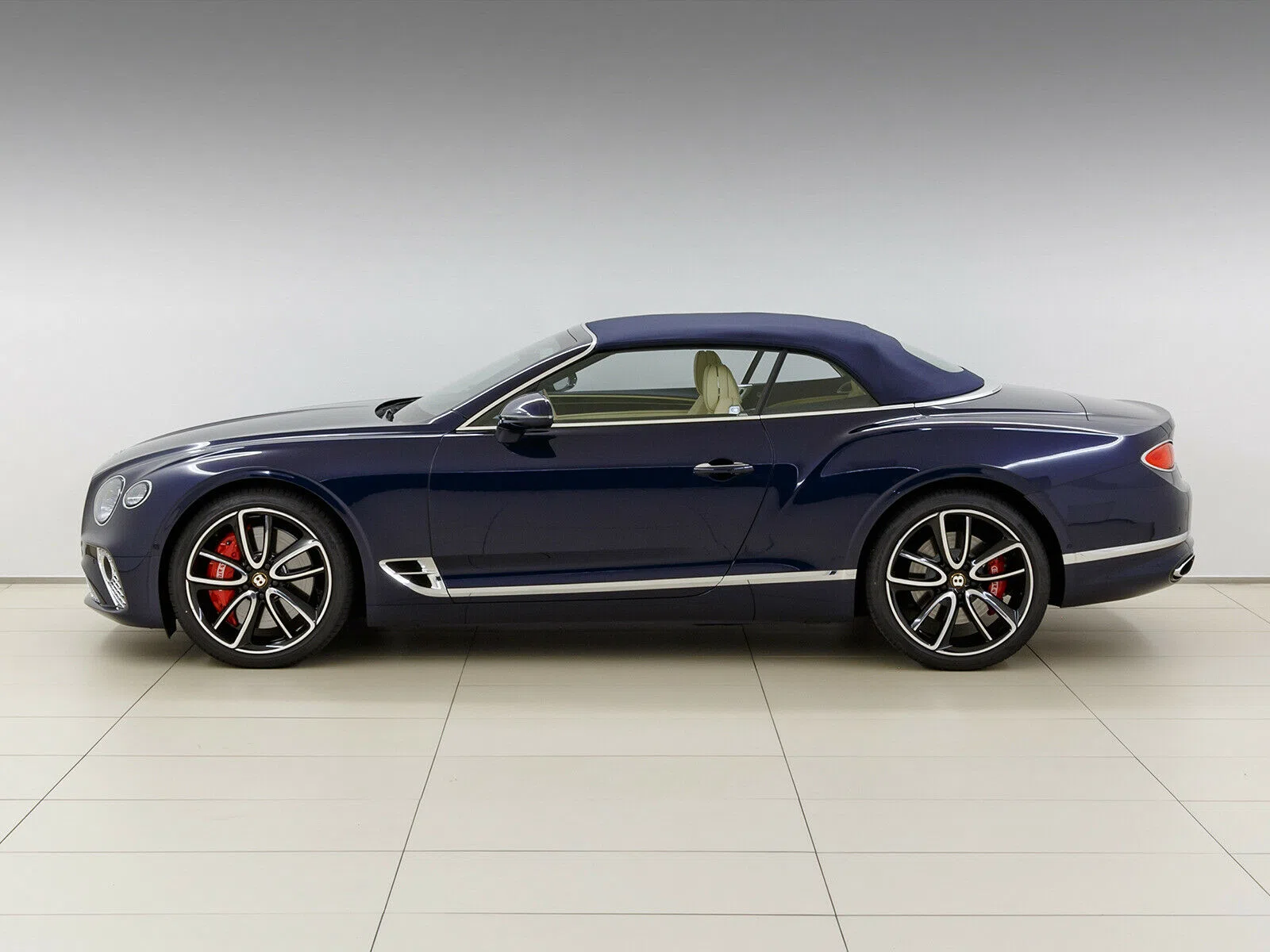 2019 Bentley Continental GTC for sale, exterior, Blue