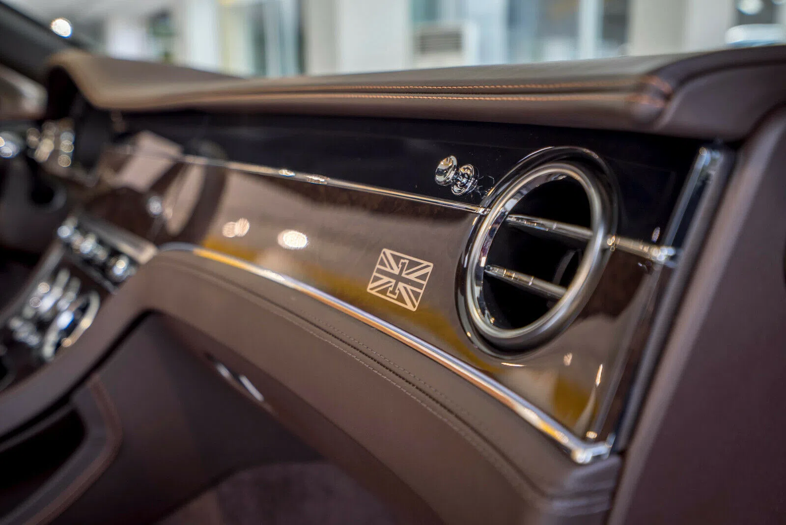 2019 Bentley Continental GTC FIRST EDITION interior, Brown