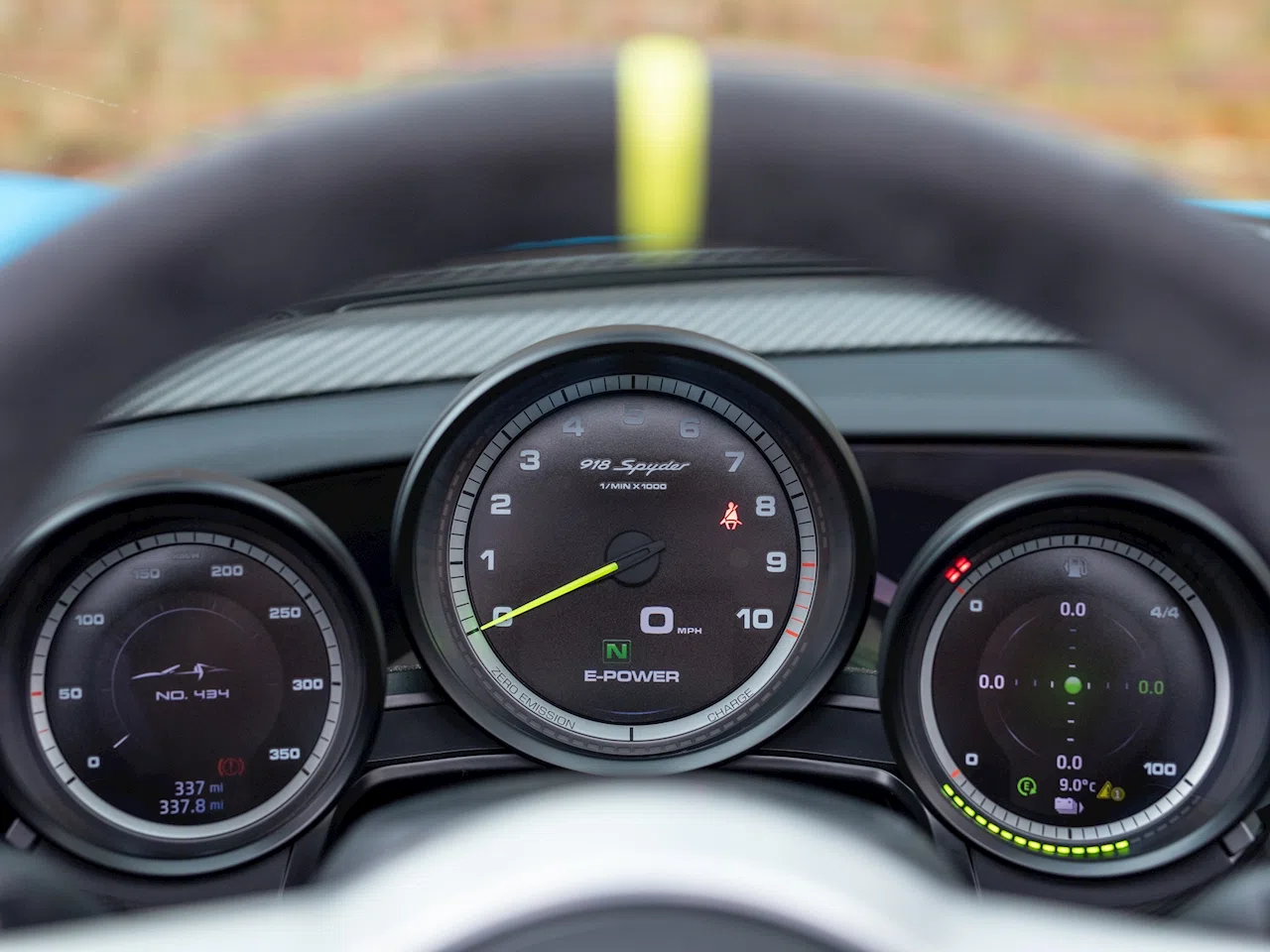 2015 Porsche 918 Spyder interior, Onyx Black