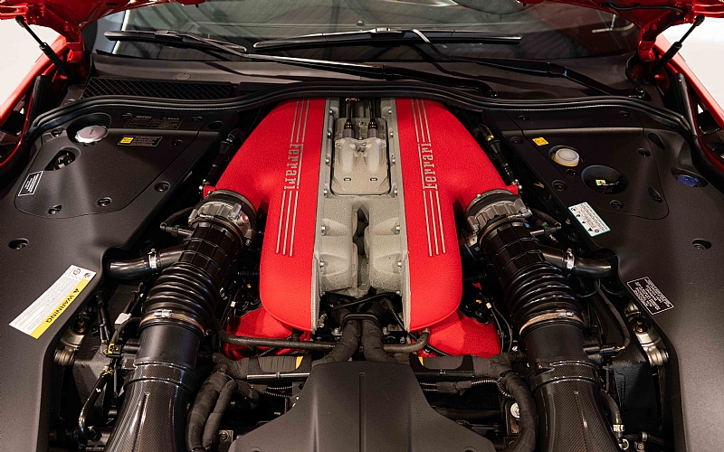 2016 Ferrari F12 TDF, 18/19