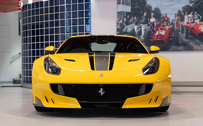 2016 Ferrari F12 TDF RHD, 2/15