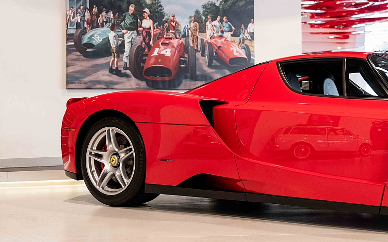 2004 Ferrari Enzo, 8/17