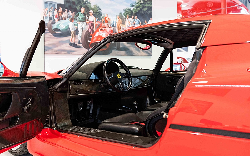 1996 Ferrari F50, 10/14