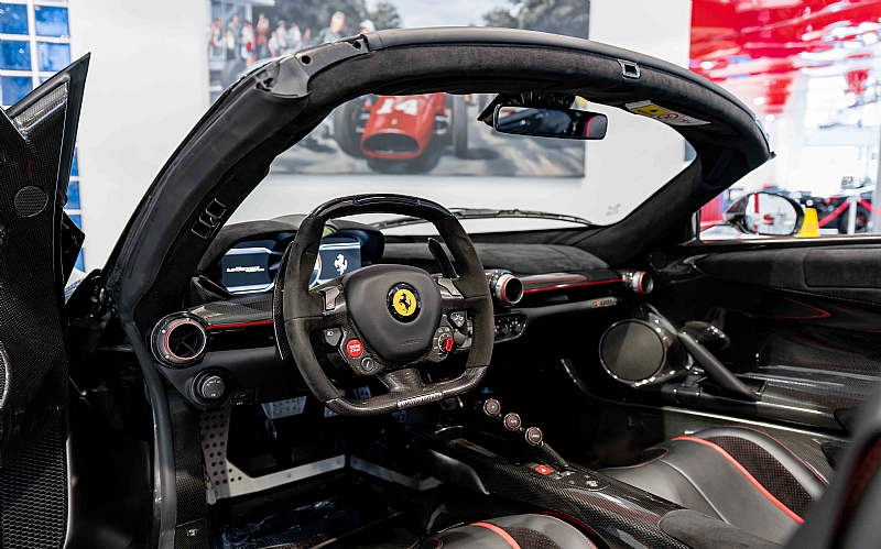 2018 Ferrari LaFerrari Aperta, 3/15
