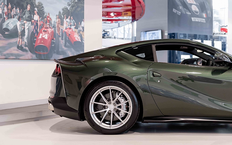 2019 Ferrari 812 Superfast RHD, 10/15