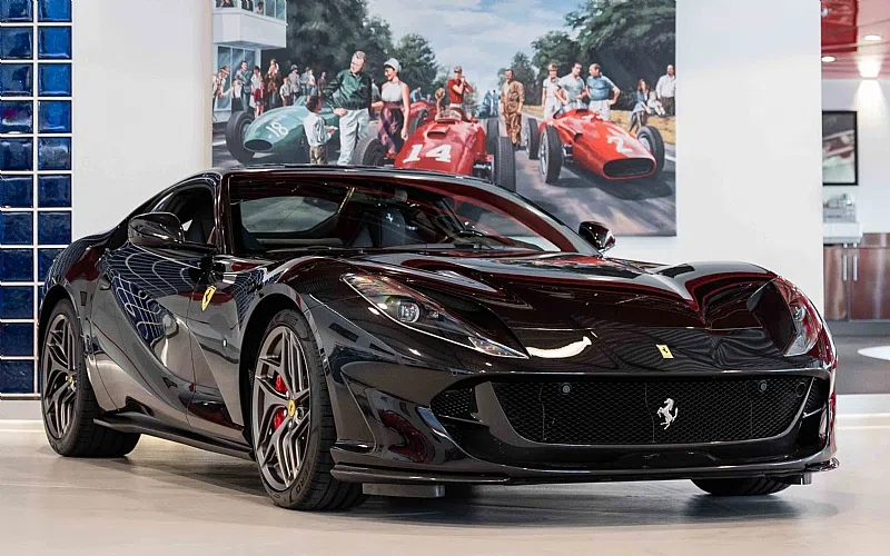 2019 Ferrari 812 Superfast LHD