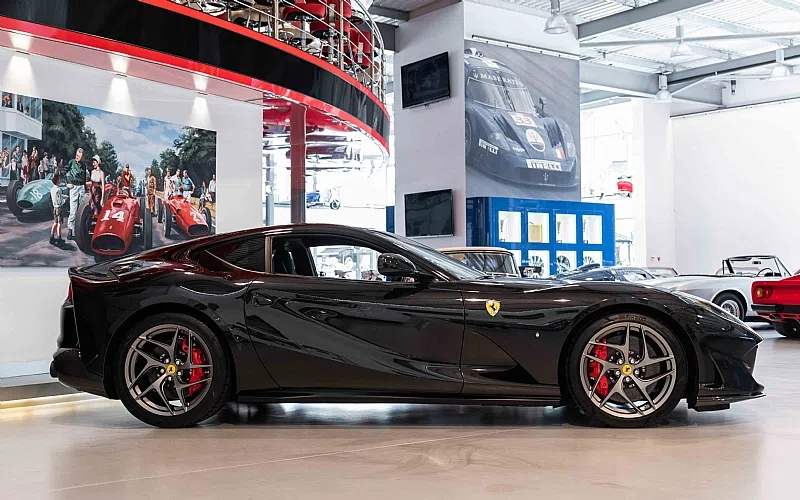 2019 Ferrari 812 Superfast LHD for sale, exterior, Carbon Fibre Driving Zone